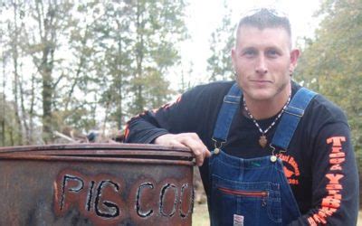 Josh Owens’ Wiki: Facts to Know about the ”Moonshiners” Star.